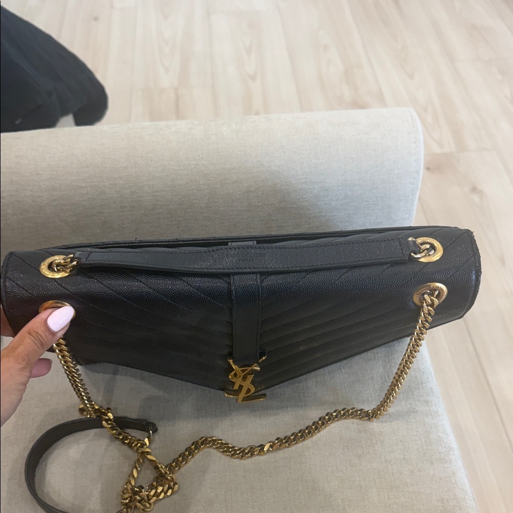 Saint Laurent Black Quilted Leather Shoulder Bag with Gold Hardware - Picture 3 of 5